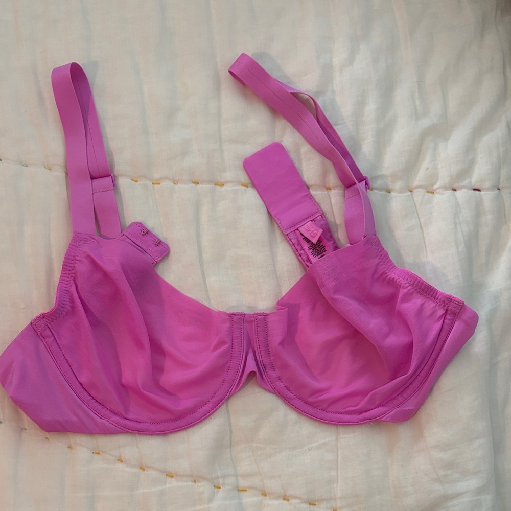 SKIMS Bright Pink Underwire Bra